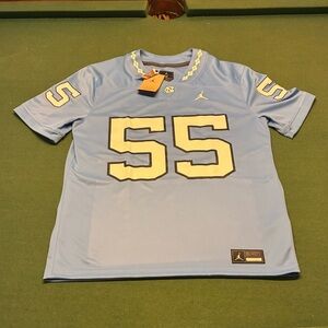 North Carolina Men’s Jordan Brand Dri-FIT College Game Football Jersey Medium